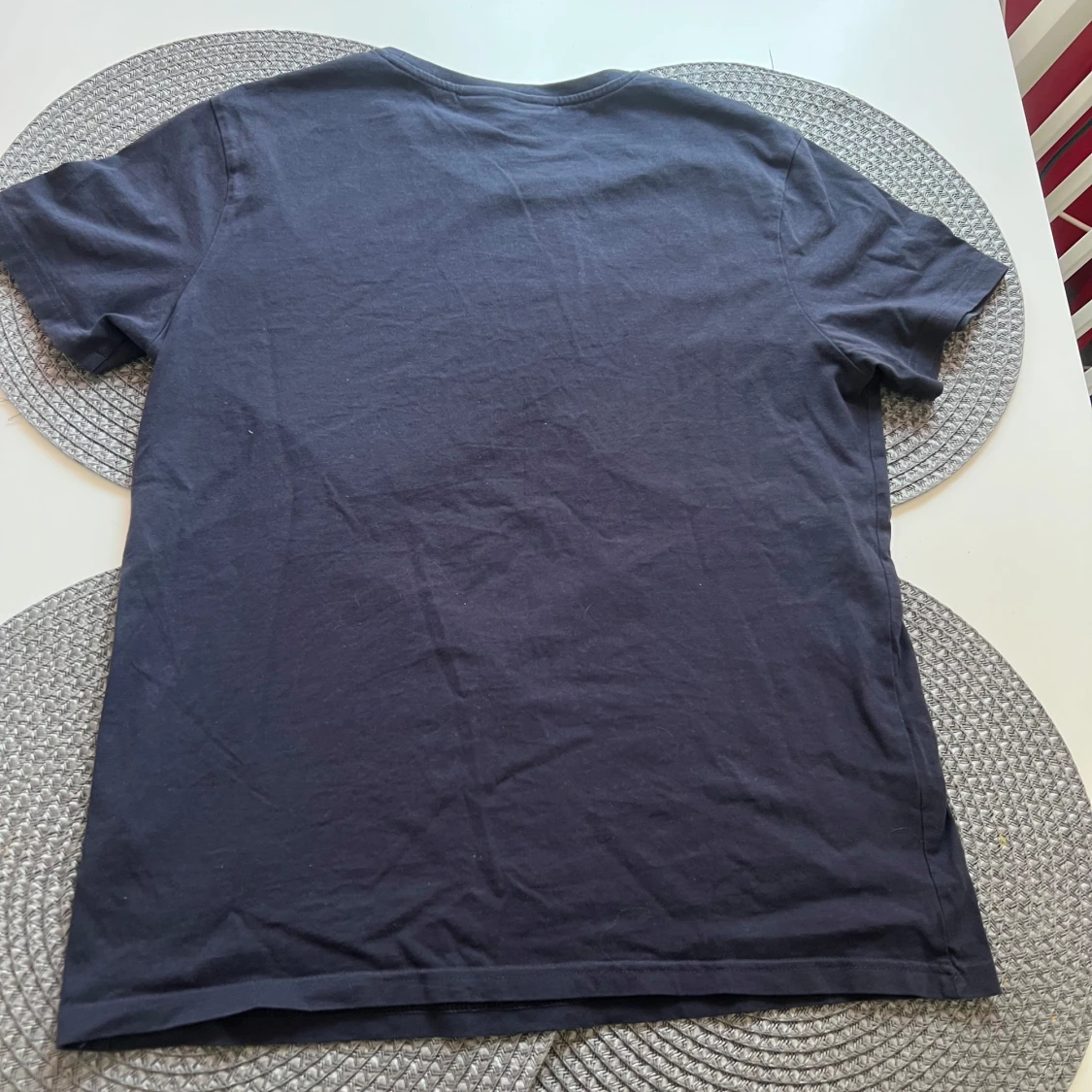 Marine blå t-shirt från Peak Performance - 1