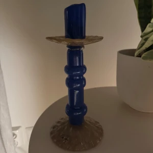 ByOn Ljusstake Lara M - Säljer denna ljusstake från ByOn. Nytt skick, ingen kartong.