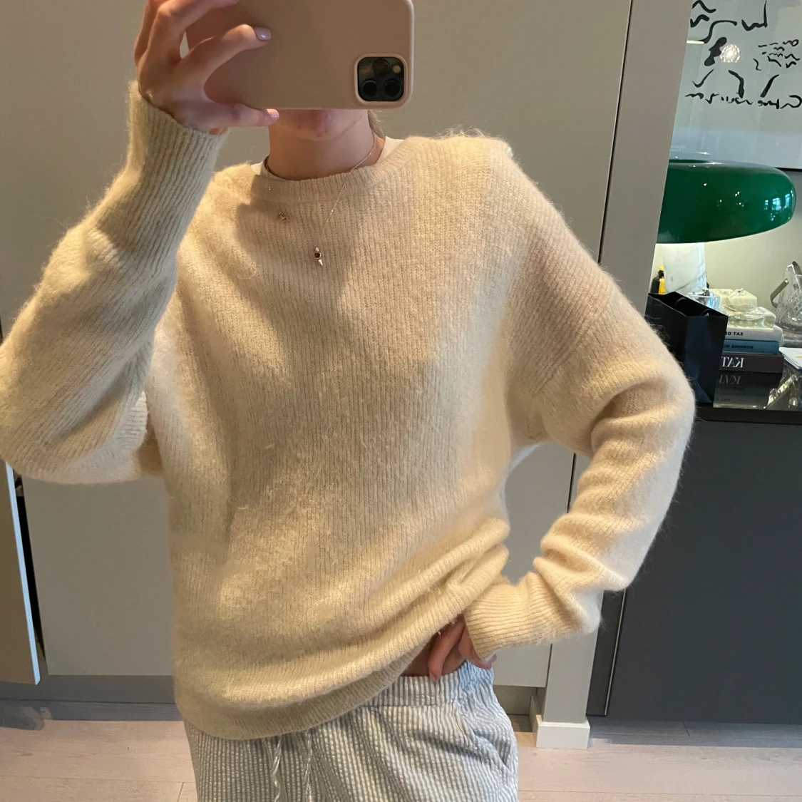 Vit stickad tröja  - 2