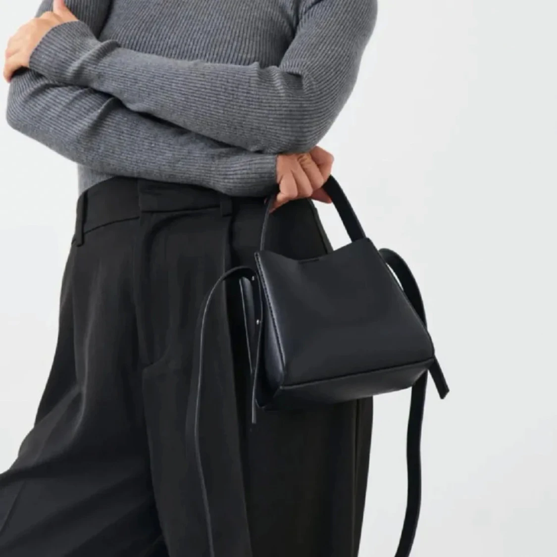 Gina tricot väska - 90