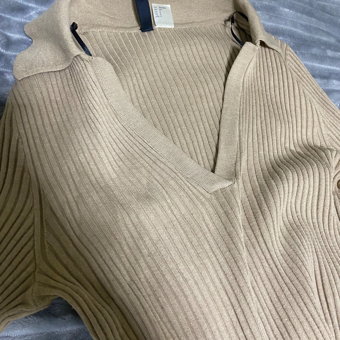 Ribbad tröja från hm  - 90