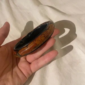 Armband - Coolt mönster 