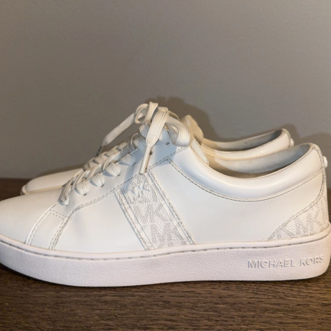 Vita sneakers 