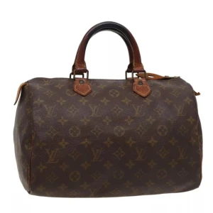 Louis Vuitton Speedy 30 - Louis Vuitton Speedy 30. Ett måste i väskkollektionen! Bra storlek för både vardagsbruk och resor. Perfekt att använda som skol-/arbetsväska. Speedy ger en touch av lyx och stil till varje outfit.