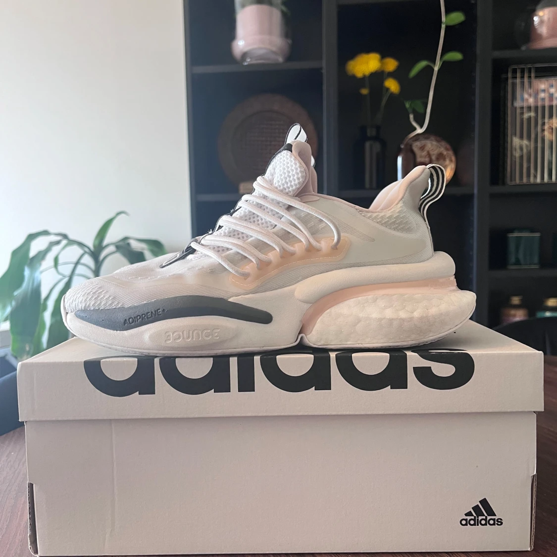 Adidas Alphaboost V1 sneakers - 90