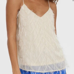 Veromoda topp - Super söt glittrig topp från veromoda och endast använd vid ett tillfälle! Köp för 250kr ink frakt💛stolek xs men passar s