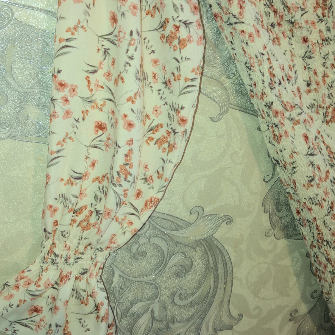 Fint blommig sommarklänning  - 91