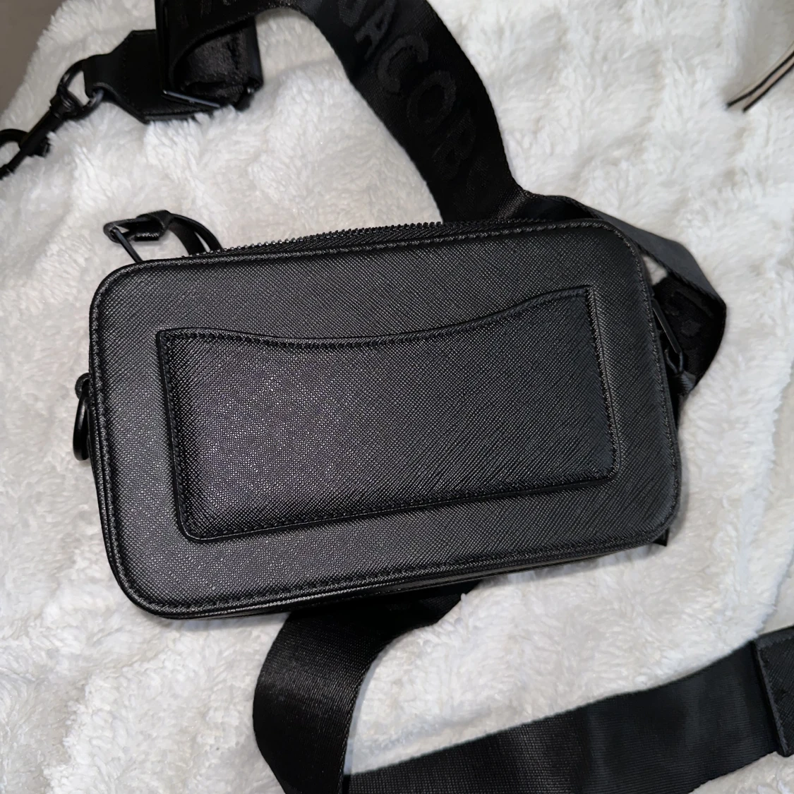 Marc Jacobs fake väska i svart - 91