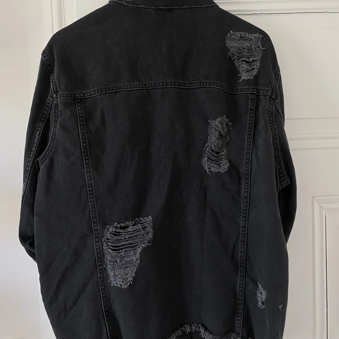 Svart oversized jeansjacka - 91