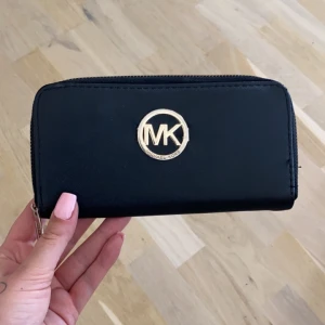 Plånbok - Plånbok Ej äkta