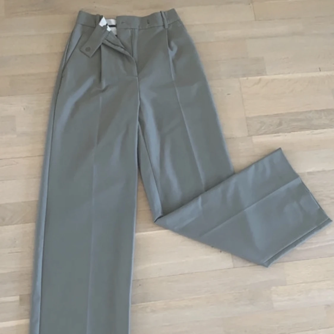 Gröna Kostymbyxor från ZARA - 91