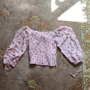 Sommar tröja - En topp jag inte vill ha bara. Väldigt stretchig