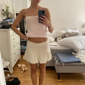 Kjol - Kjol som är använd en gång