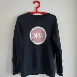 Colmar sweatshirt sparsamt använd. Storlek: M