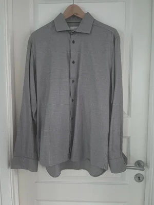 Bläck skjorta i storlek Large - Gant skjorta i storlek large