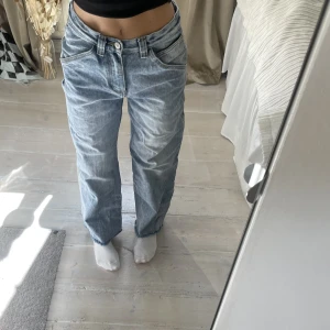 Brandy Melville jeans - Jeans från brandy, använda fåtal gånger 🫶