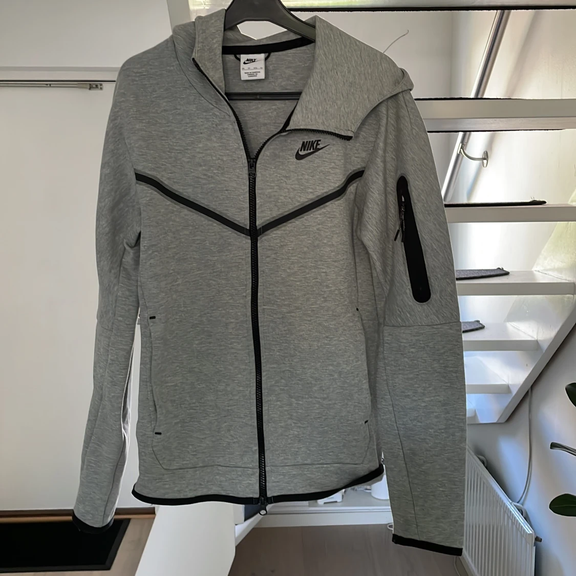 Nike tech hoodie strl. XS