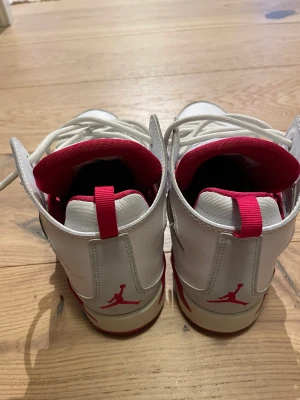 Jordan fltclb ’90 (gs) - Använda ett fåtal gånger