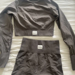 VOX activewear träningssett - Använd men i väldigt gott skick! Shorts + topp. 