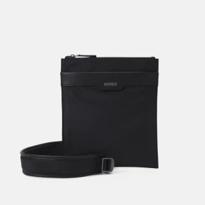 Hugo Boss Axelväska - Säljer denna Hugo Boss väska som är helt ny har endast använt den 1 gång. Nypris på denna väska ligger på 1495kr. Kvitto finns även, köpt från Zalando och det tillkommer även någon slags gympåse från Hugo Boss.   Skick: 10/10 Nypris: 1495kr