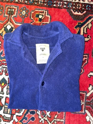 Oas frotéskjorta  - Cond 9/10 Nypris 1100 Inhandlad sommaren 2021