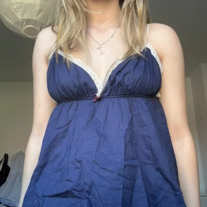 Blå topp💙💜 - Så fin topp!! Man ka ha den till allt! Så nice till sommaren!