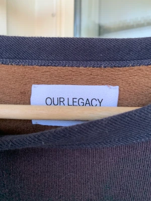 our legacy crew - jätte fin o unik tröja från ourlegacy