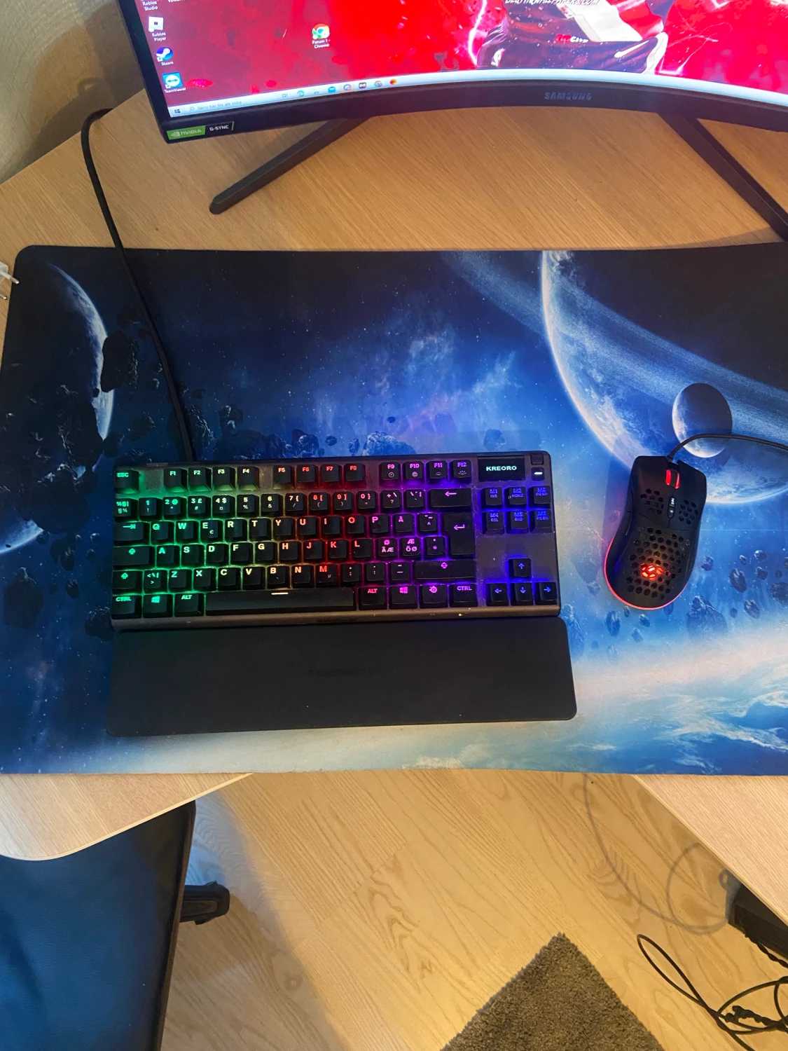 Gaming mus och tangentbord 