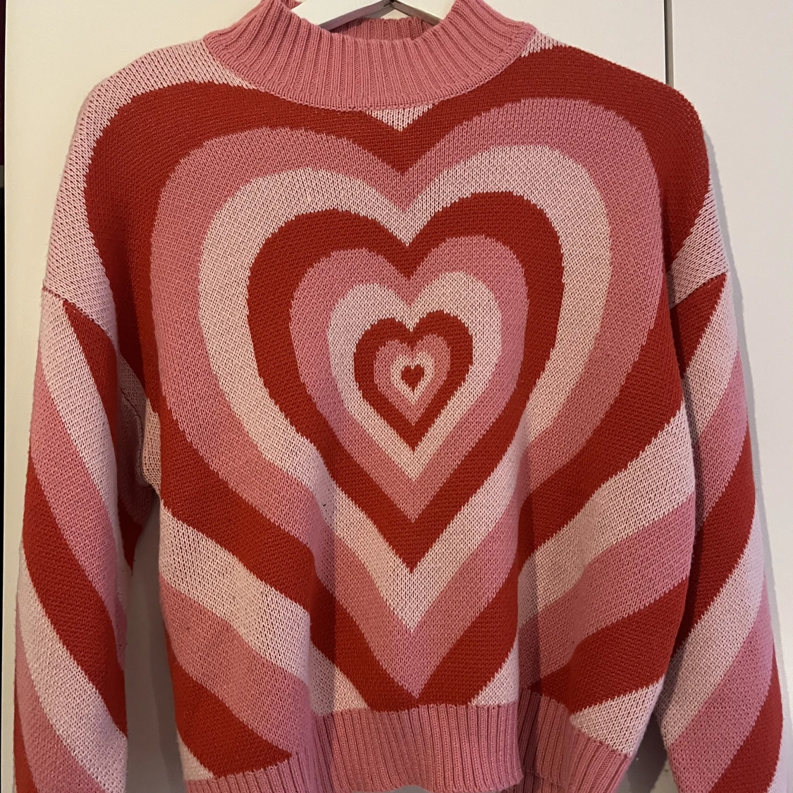 Tröja med hjärtan