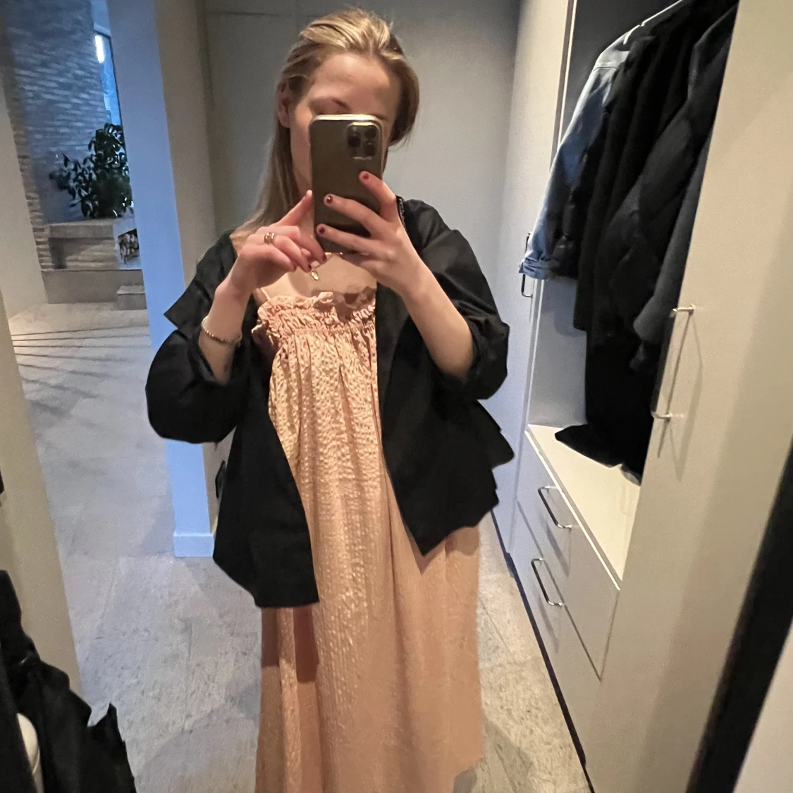 Lång klänning från zara - 90