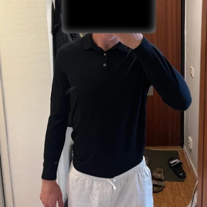 Massimo dutti pike - Fin Massimo Dutti pike i bra kvalite! Storlek Large men skulle säga att den även passar Medium. 