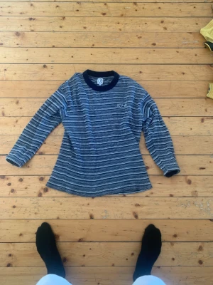 Polar skate tröja - 150kr