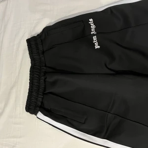 Palm Angels Shorts  - Palm angels shorts svarta, helt nya aldrig använt. 