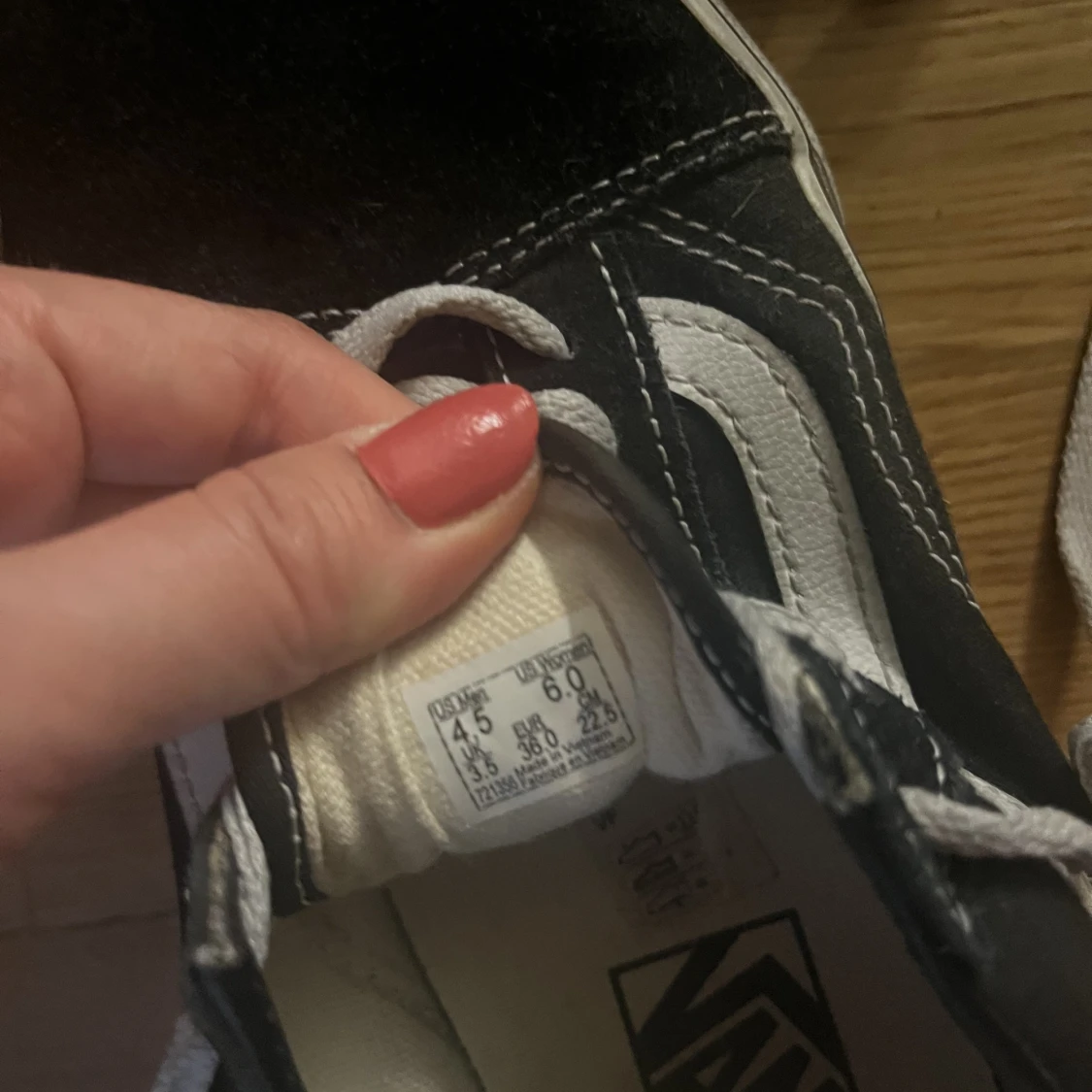 Vans i storlek 36  - 91