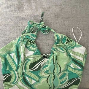 Croppat linne - Croppat grönt linne