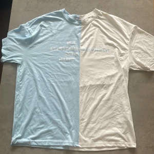 T-shirt - ingen beskrivning 