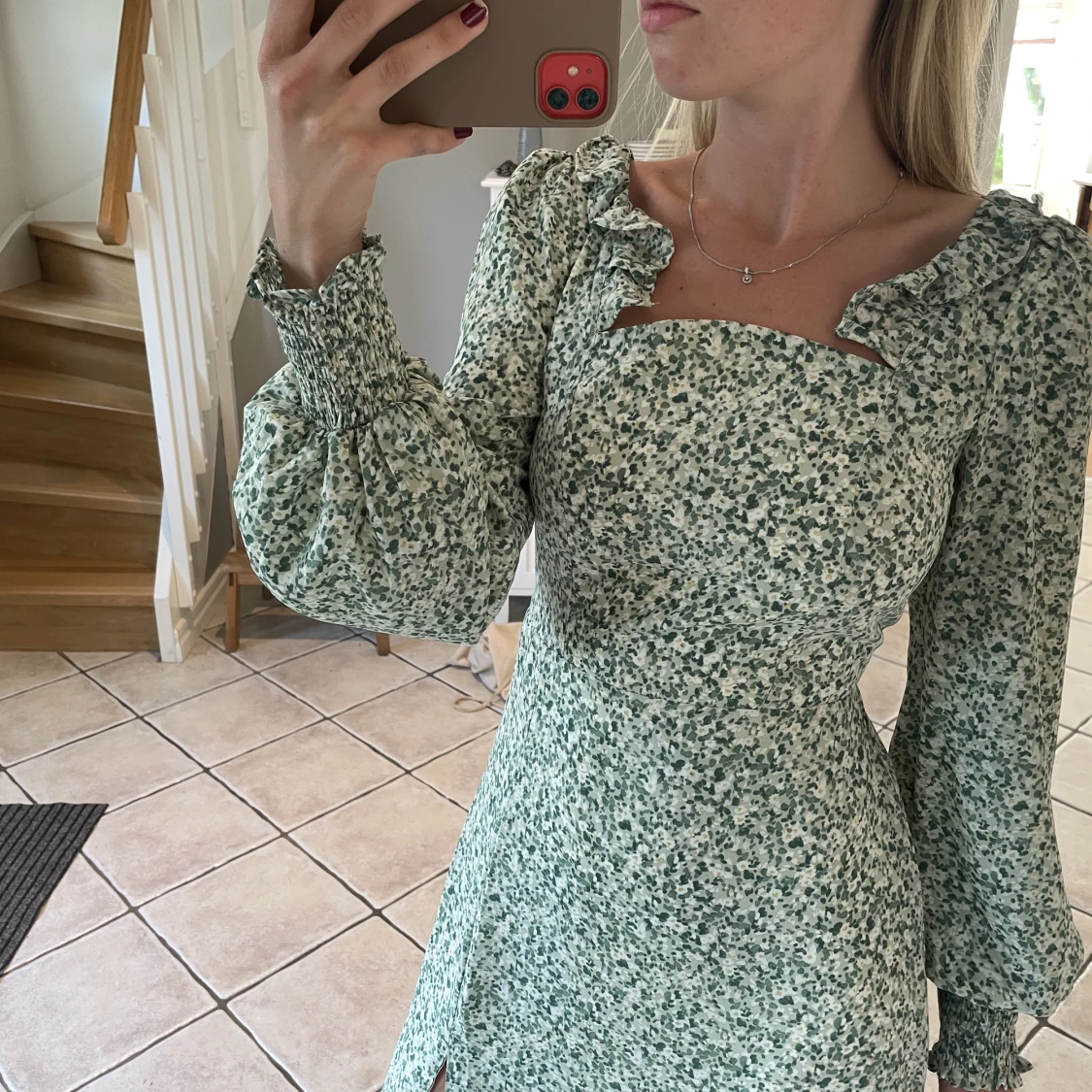 Grönblommig midiklänning - 90