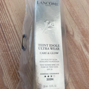 foundation lancome  - oöppnad foundation som min mamma råka köpa fel nyans, men datumet på kvittot har gått ut. finns möjlighet att sälja billigare. 