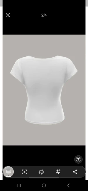 Rygglös tröja - Säljer denna populära rygglösa tröjan i strlk M Aldrig använd 