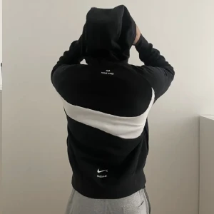 Nike hoodie - Nike hoodie lite oversized Nypris 1200 