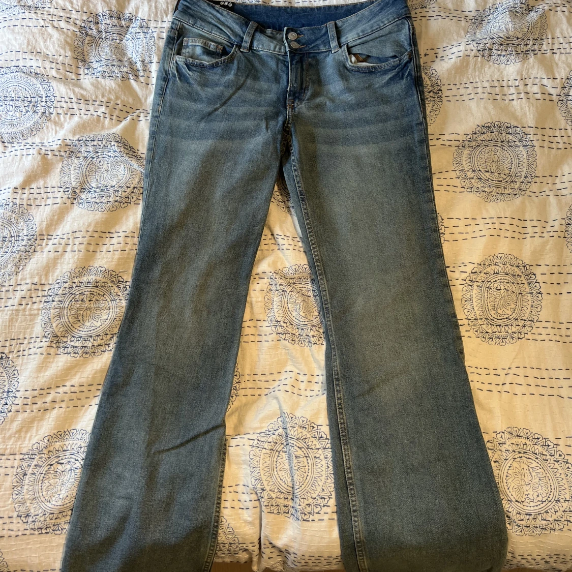 Low Waist bootcut jeans  - 90