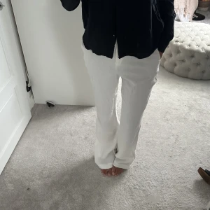 Kostym/linne byxor - Kostym/ linnebyxor från Zara, aldrig använda🤍