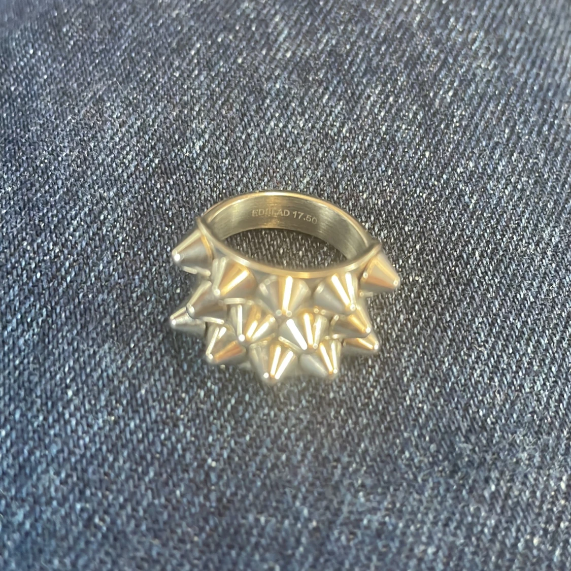 Edblad ring 17.50