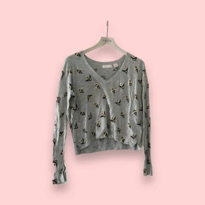 Sass & bide tröja - Finstickad tröja från sass & bide i nyskick. Använd gärna KÖP NU 🫶🧚