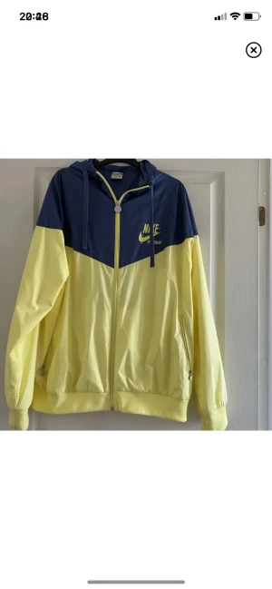 Jacka Nike  - Regnjacka/vindjacka retro från Nike 