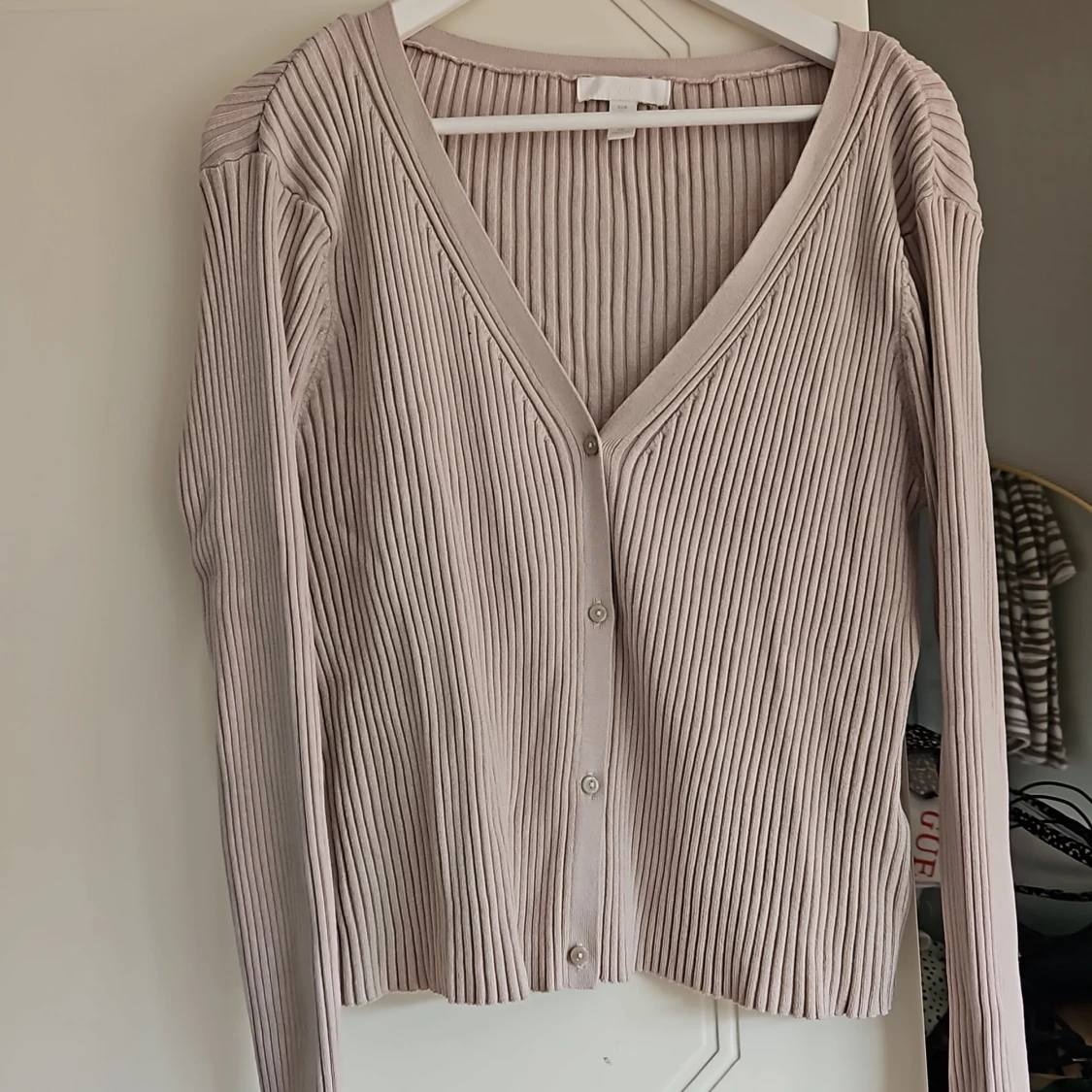 Ribbad skön kofta  - 90