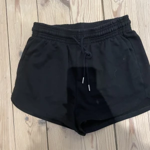 Mjuka shorts - Mysiga shorts att ha hemma och bara gå runt i endast testade