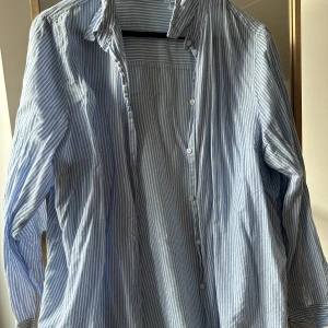 Skjorta - Lätt skjorta från Lindex 