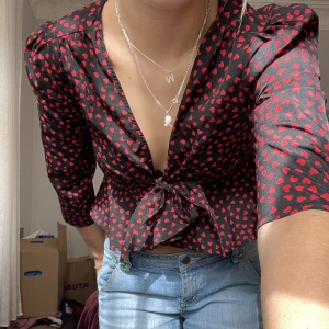 Gullig topp - Hej! Jag köpte denna toppen i New York för några år sedan! Jättefint och gulligt❤️❤️❤️