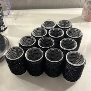 Papiljotter - Säljer 12st papeljotter💞 